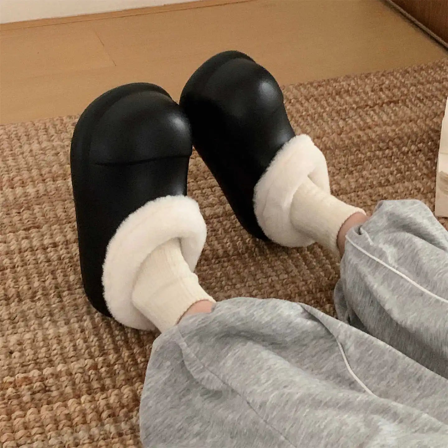 Waterproof Indoor Street Fluffy Slippers For Women Winter Warm Platform Shoes Soft EVA Thick Sole Female kitchen Working Shoes