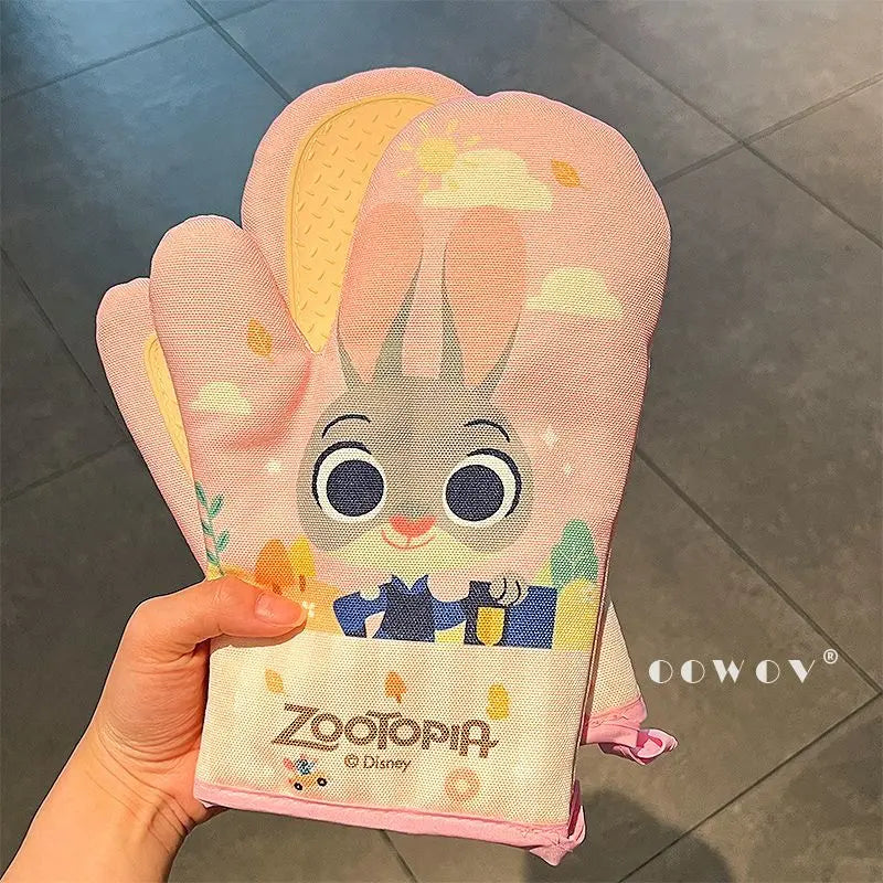 Disney Judy Nick Creative Personality Thickened Anti-scalding Gloves Cartoon Household Kitchen Insulation Microwave Gloves Gift