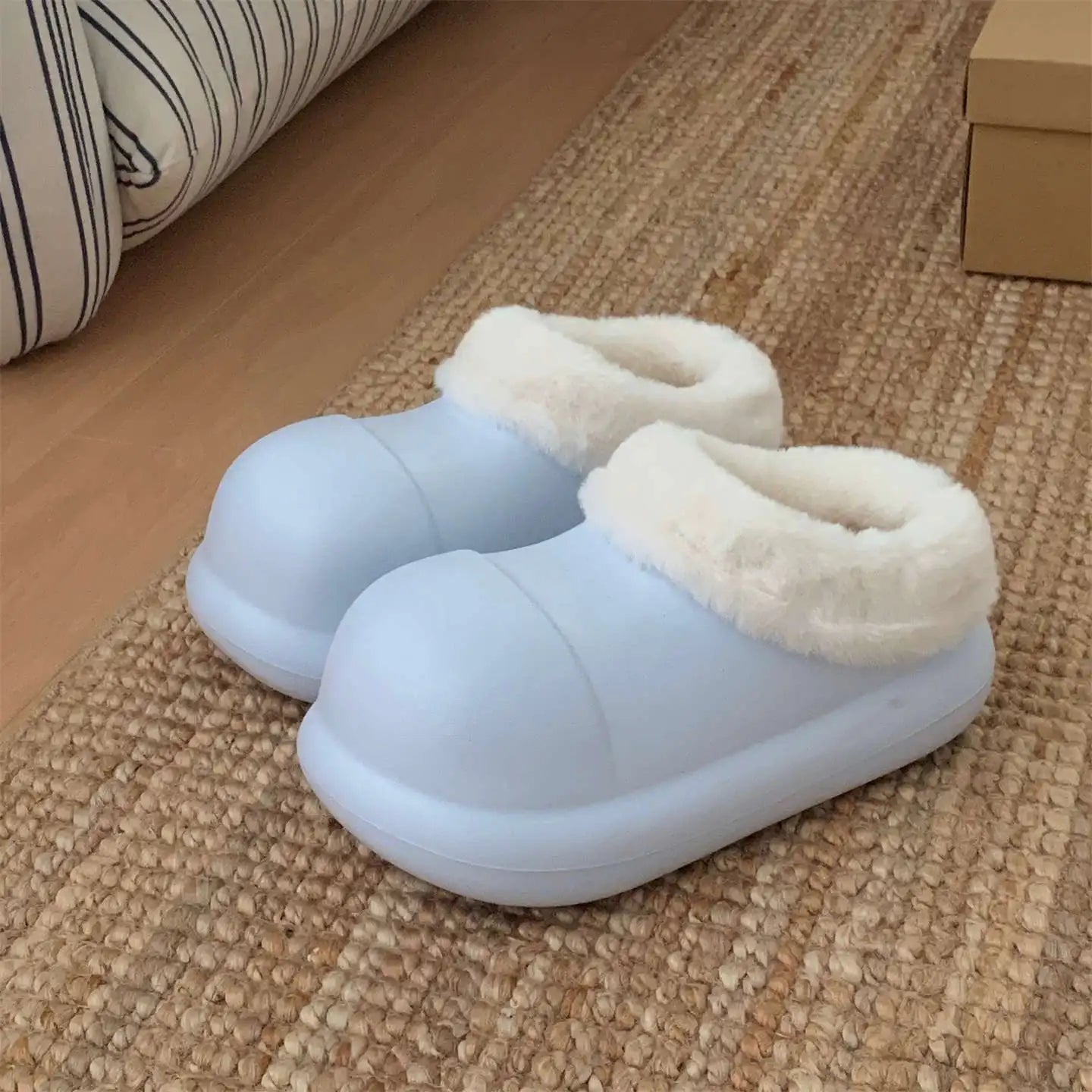 Waterproof Indoor Street Fluffy Slippers For Women Winter Warm Platform Shoes Soft EVA Thick Sole Female kitchen Working Shoes